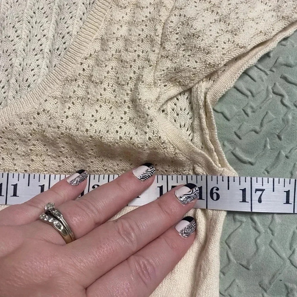 American Eagle Cream Gold Knit fit flare dress Short Sleeve Lightweight Medium - Picture 5 of 8